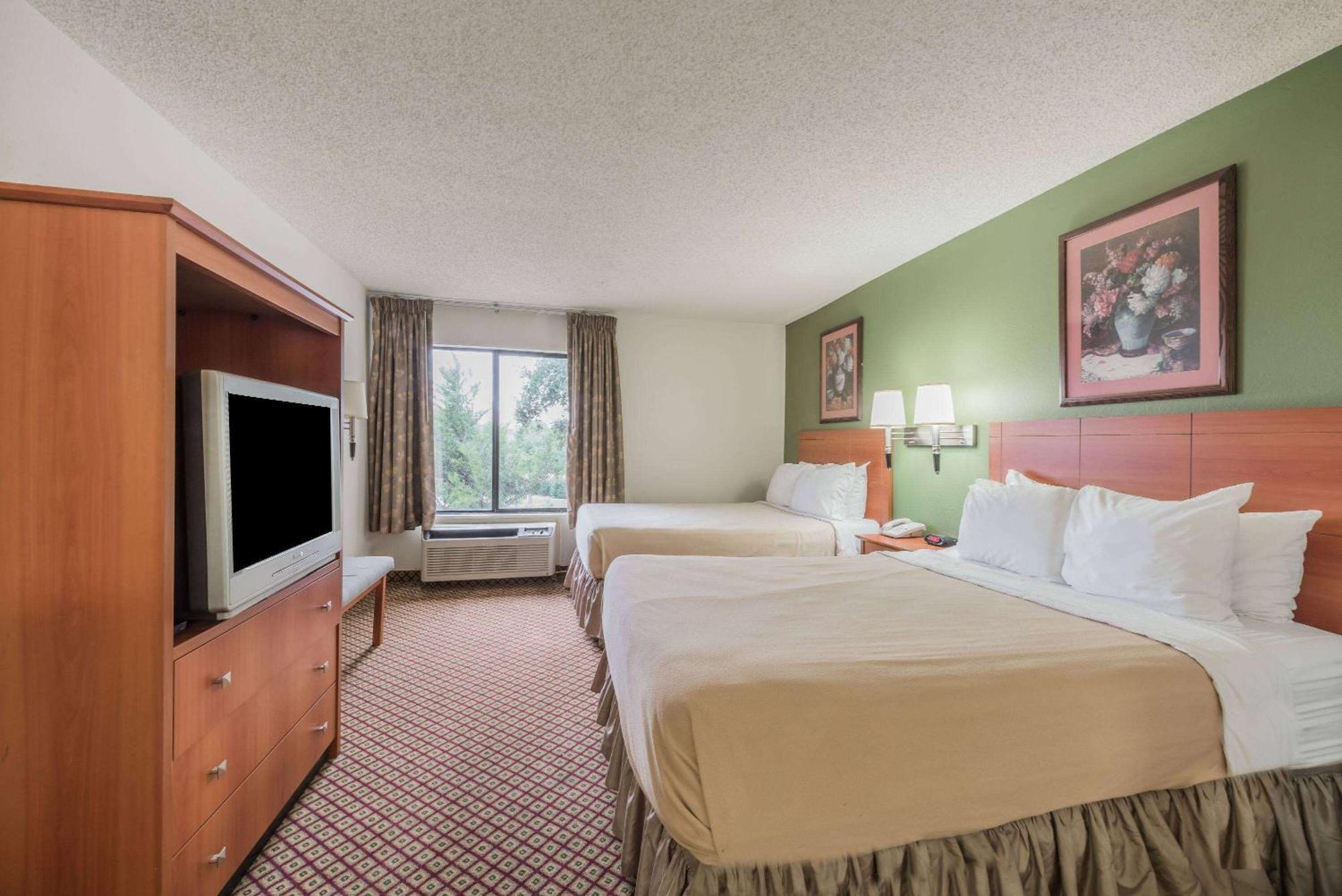 Super 8 By Wyndham Fort Worth Downtown South Exteriér fotografie